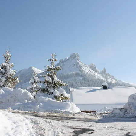 Titlis Bed & Breakfast Bernex