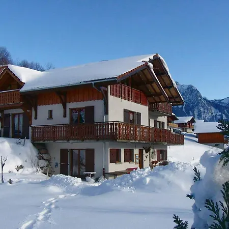 Titlis Bed & Breakfast Bernex
